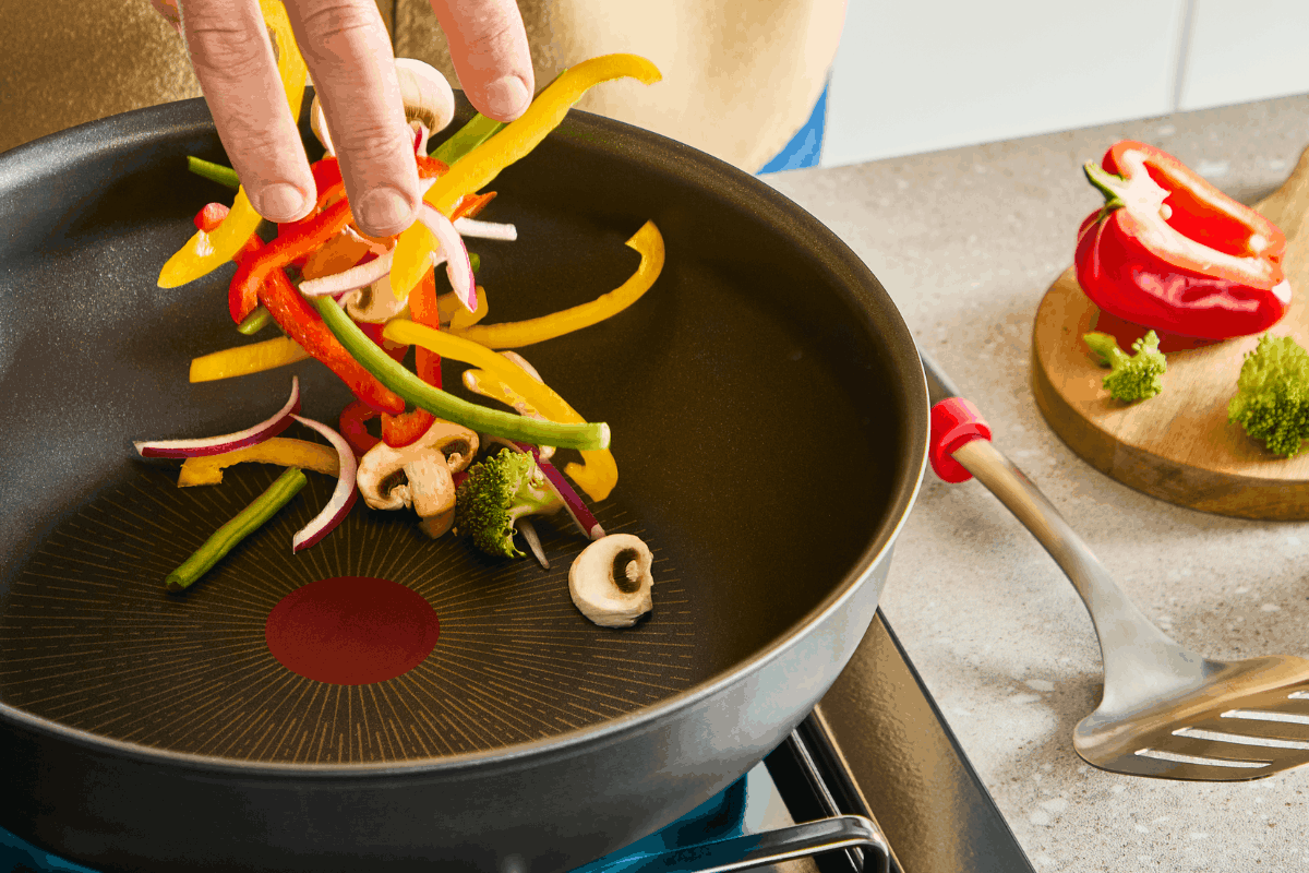 Wok pánev Tefal Ingenio Excellence+ P0007724 26 cm (obrázek 5)