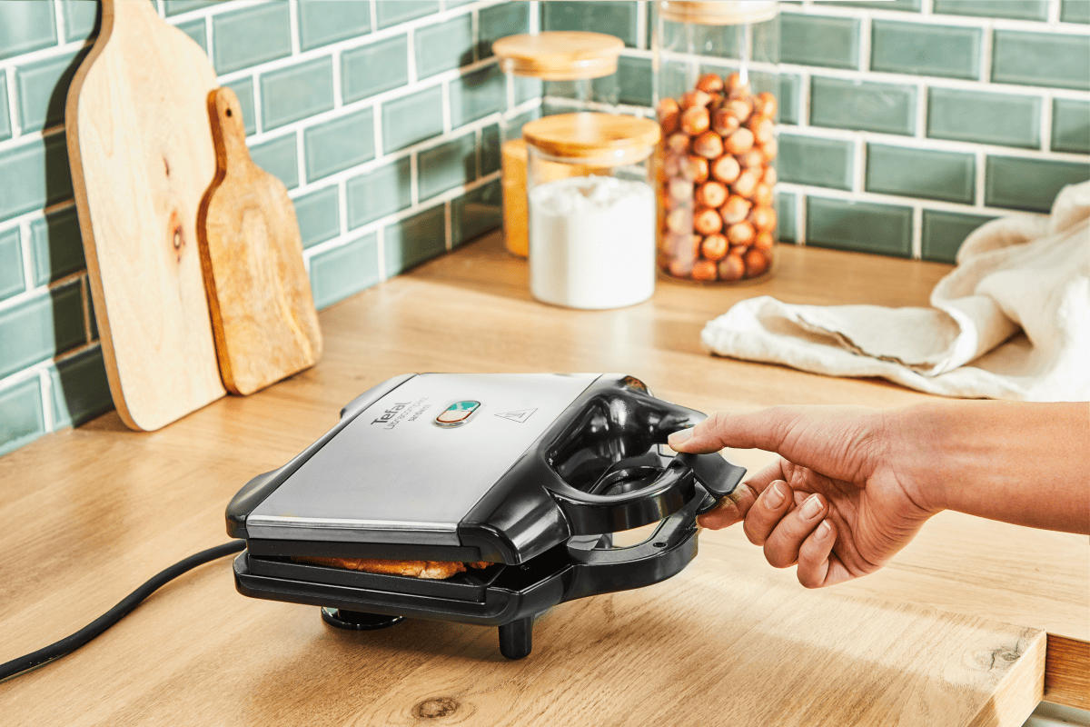 Sendvičovač Tefal Ultracompact SM155212 (obrázek 7)